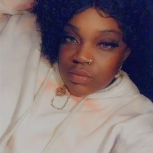 Meet your Posher, Terica